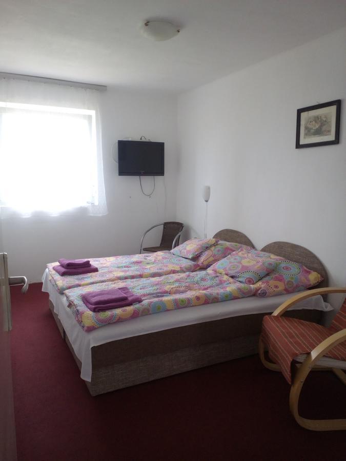 Vizparti Apartmanok Szántód Exterior foto